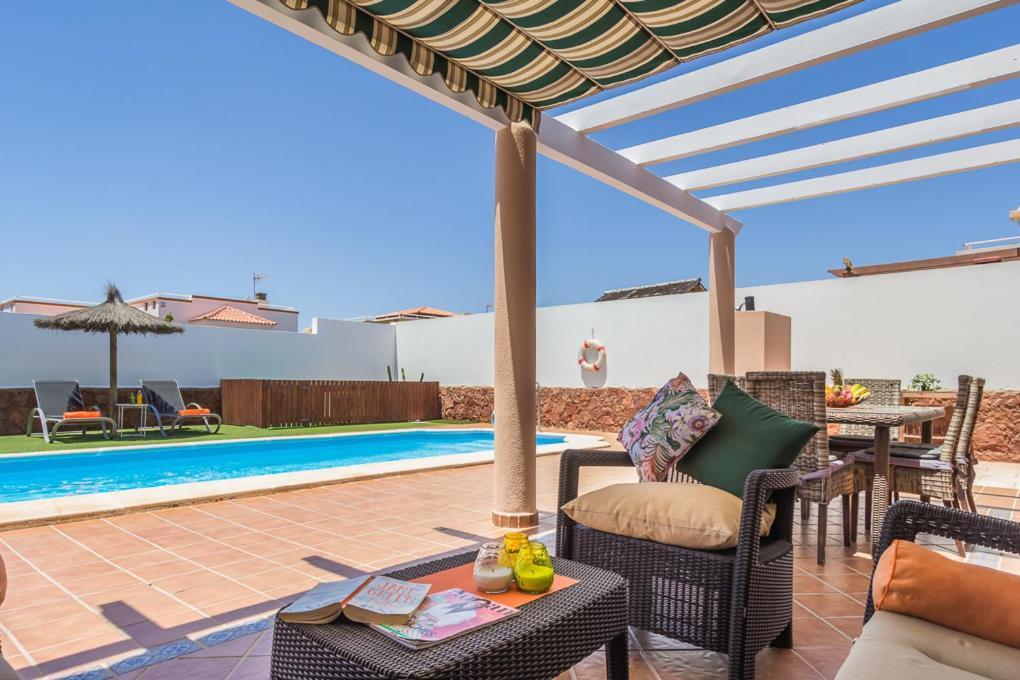 Villa With Private Pool, Near Beach And Golf Caleta De Fuste- Villa Charlotte คอสตา เด อันตีกัว ภายนอก รูปภาพ