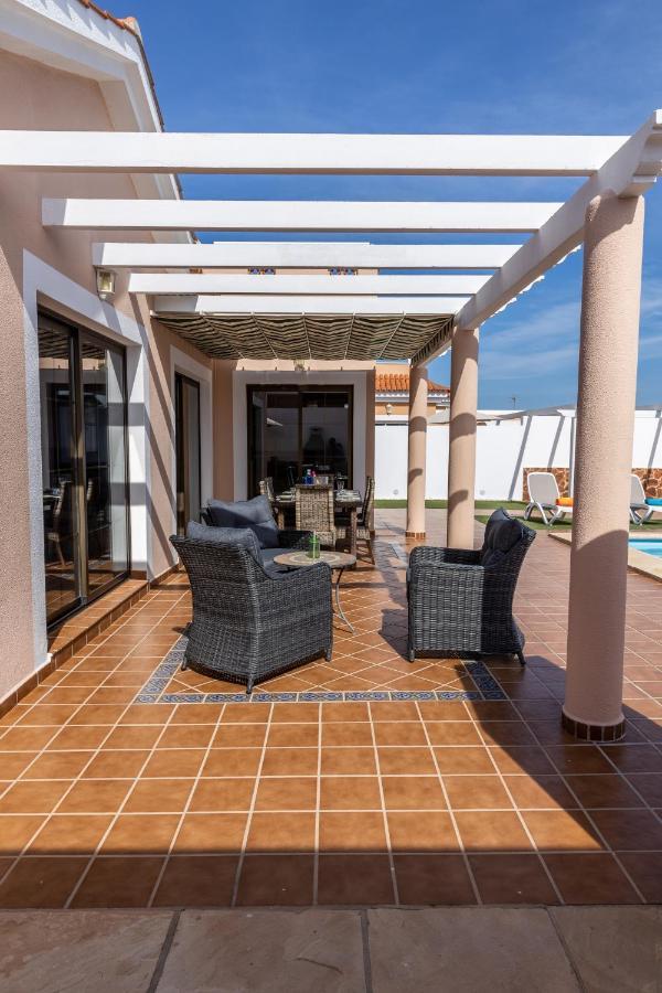 Villa With Private Pool, Near Beach And Golf Caleta De Fuste- Villa Charlotte คอสตา เด อันตีกัว ภายนอก รูปภาพ