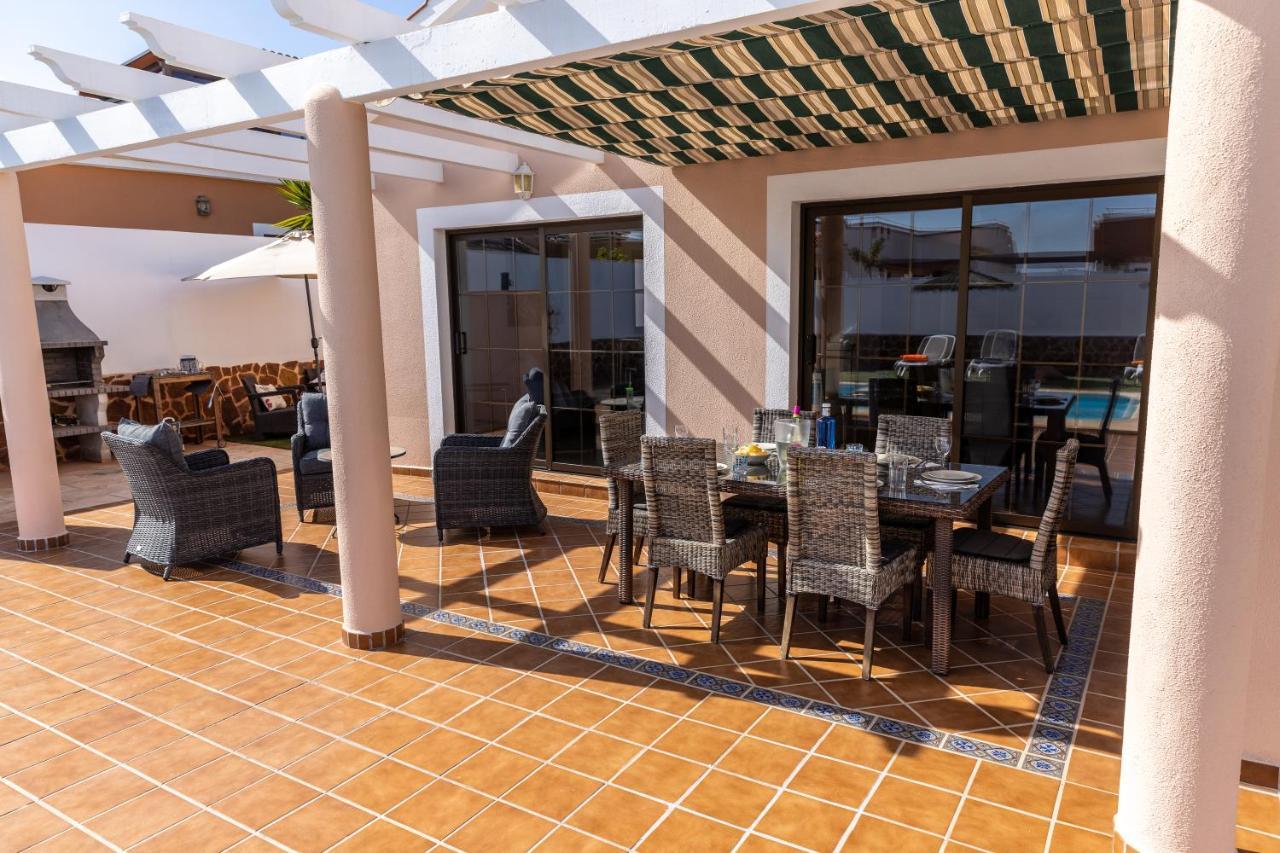 Villa With Private Pool, Near Beach And Golf Caleta De Fuste- Villa Charlotte คอสตา เด อันตีกัว ภายนอก รูปภาพ
